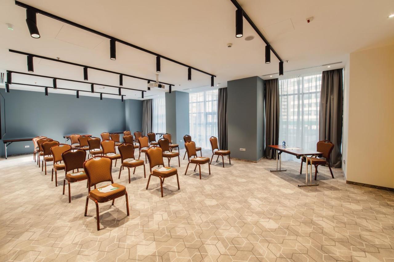 Holiday Inn Bucharest - Times, An Ihg Hotel Bucareste Exterior foto
