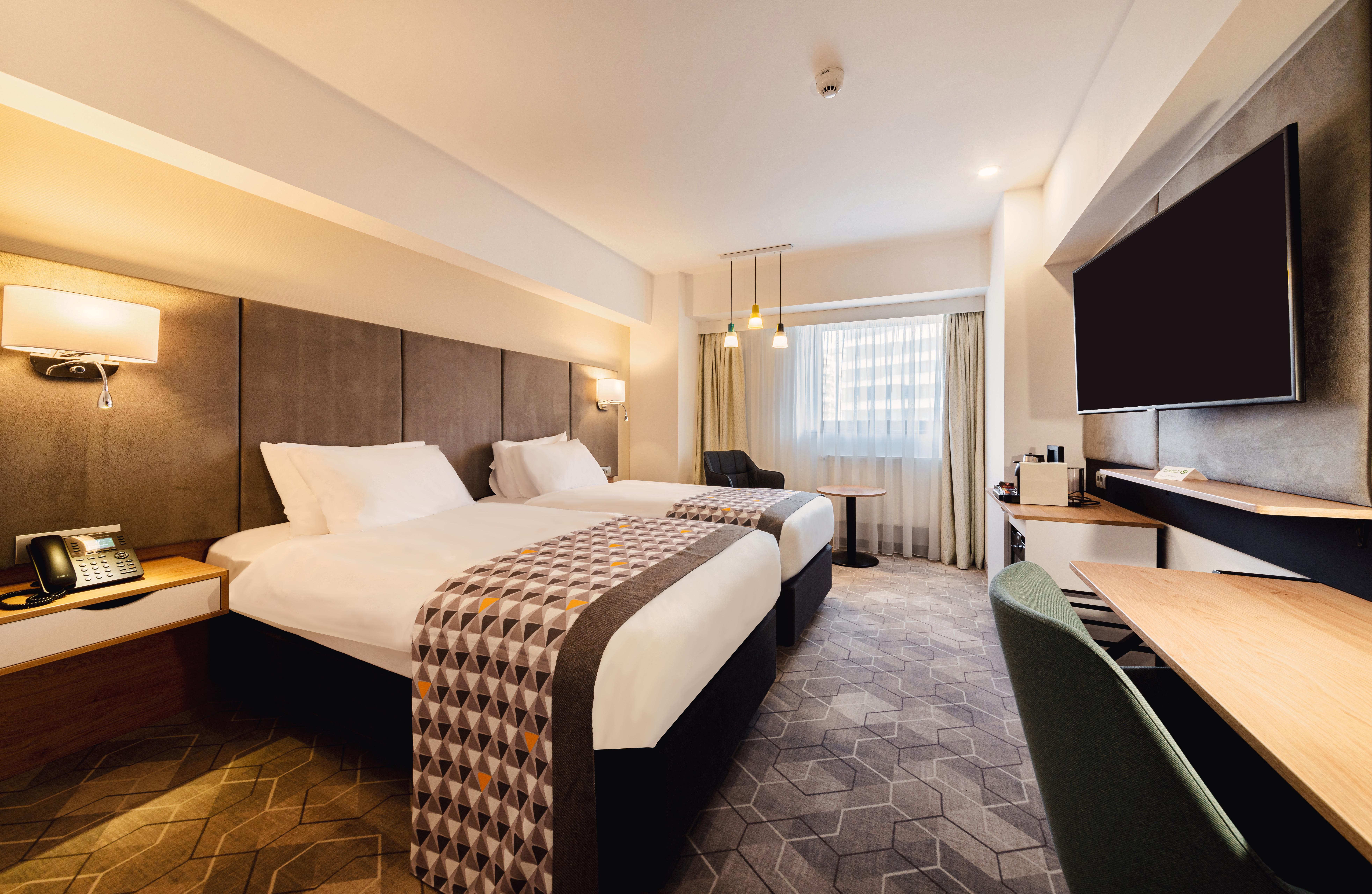 Holiday Inn Bucharest - Times, An Ihg Hotel Bucareste Exterior foto