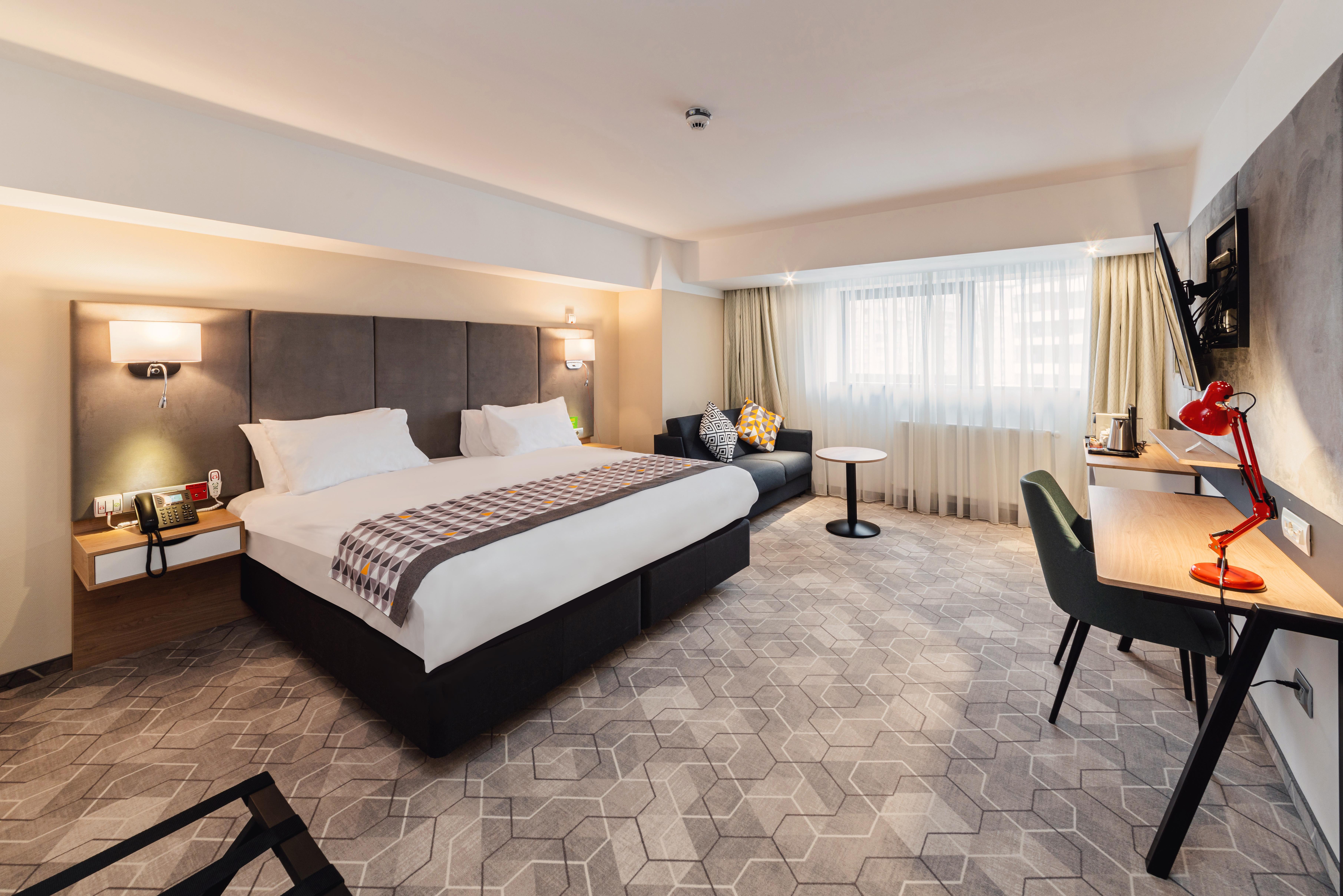 Holiday Inn Bucharest - Times, An Ihg Hotel Bucareste Exterior foto