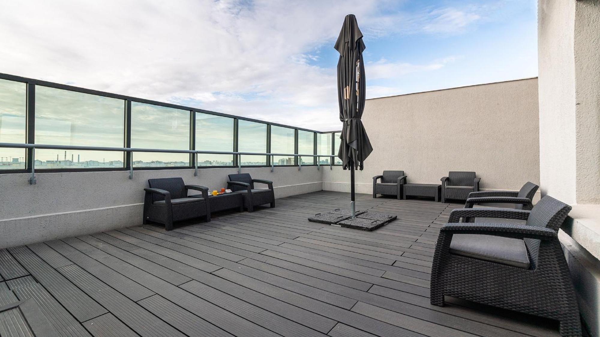 Holiday Inn Bucharest - Times, An Ihg Hotel Bucareste Exterior foto